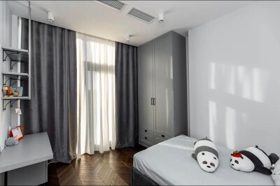 For rent in King David