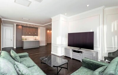 For rent in King David